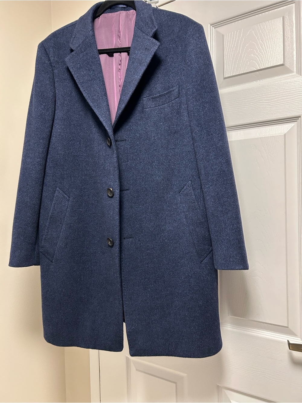 Men’s 100% percent Wool Coat Size L